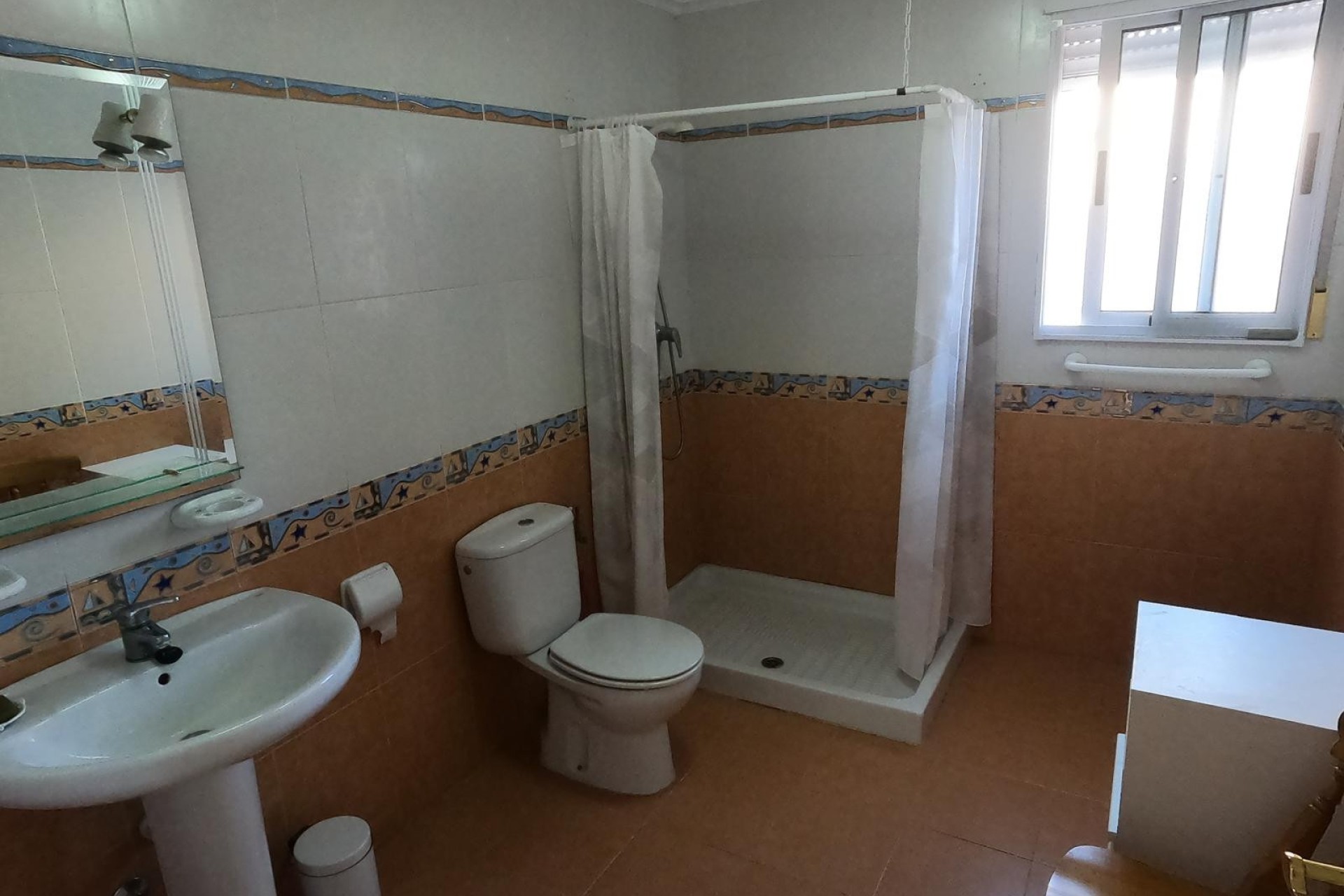 Revente - Villa Individuelle -
Algorfa