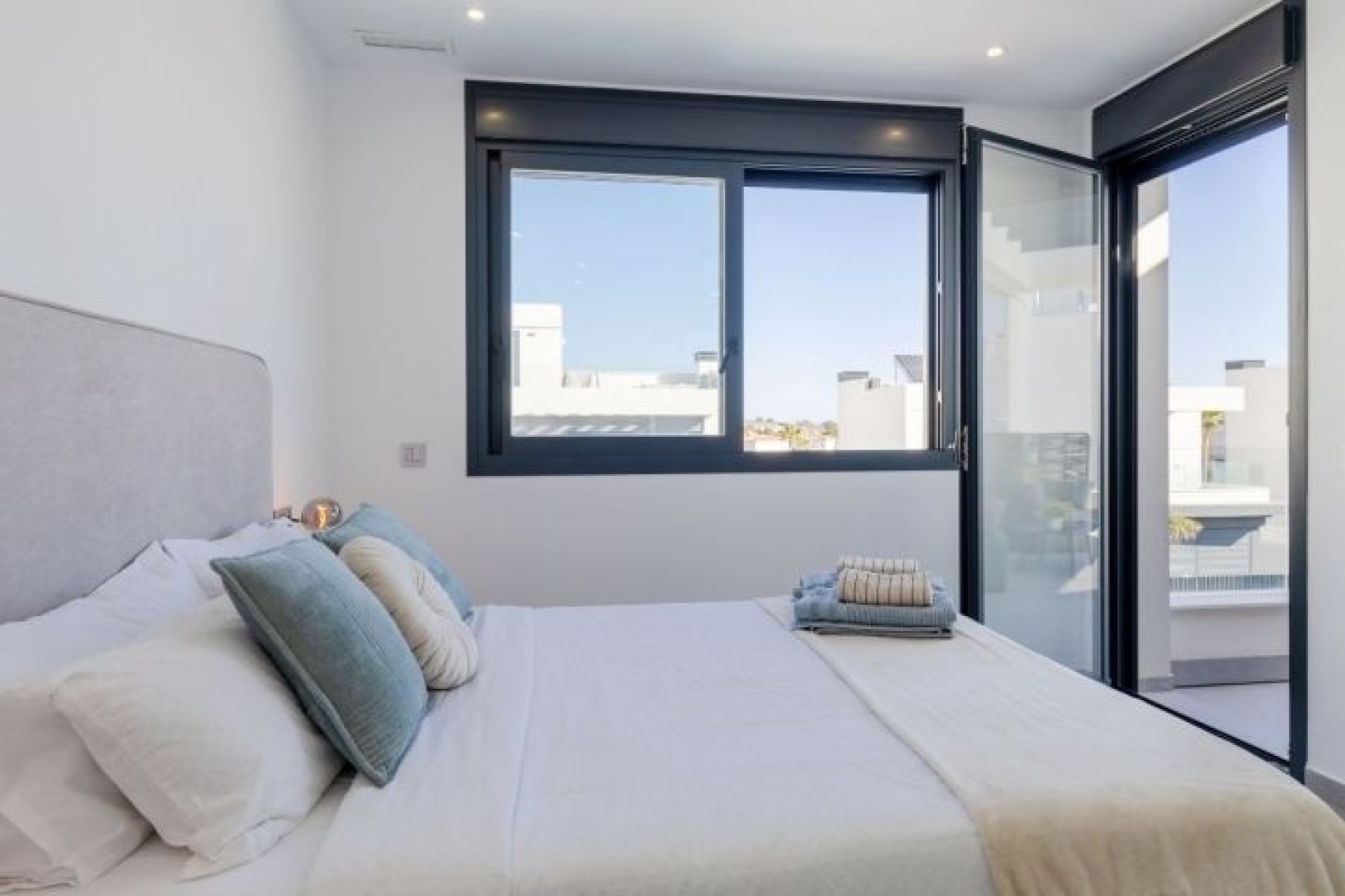 Revente - Villa Individuelle -
Algorfa