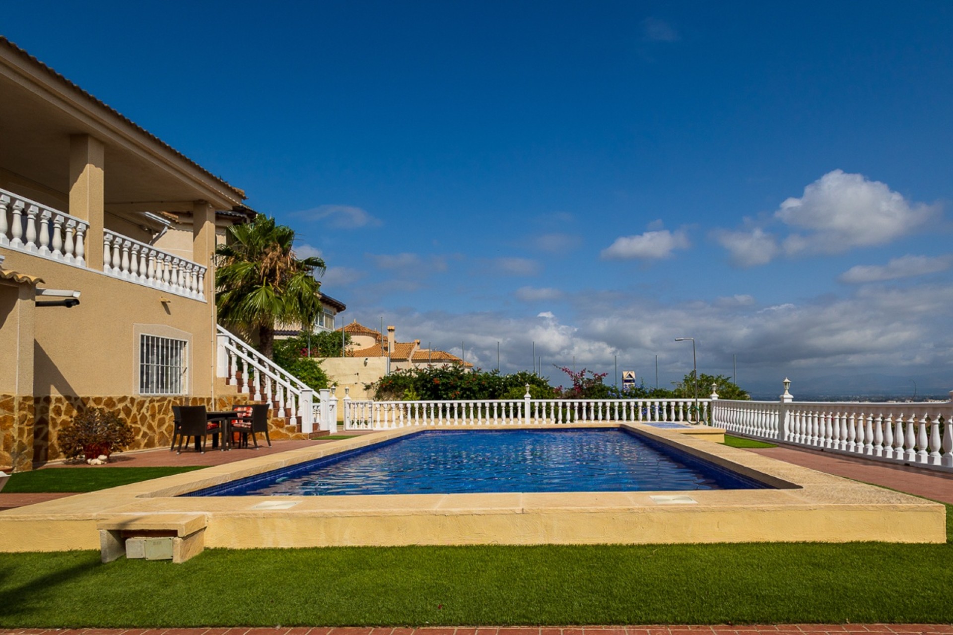 Revente - Villa Individuelle -
Algorfa