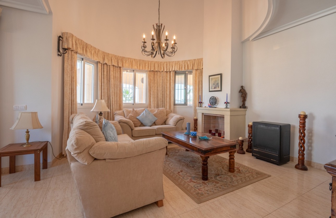 Revente - Villa Individuelle -
Algorfa