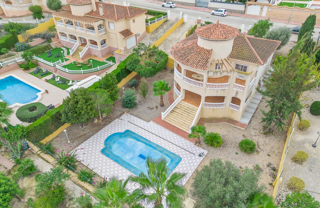 Revente - Villa Individuelle -
Algorfa
