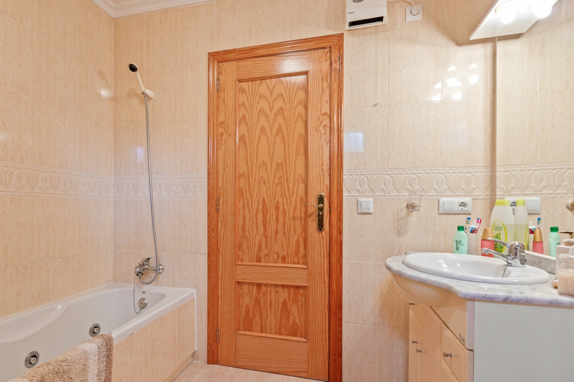 Revente - Villa Individuelle -
Algorfa