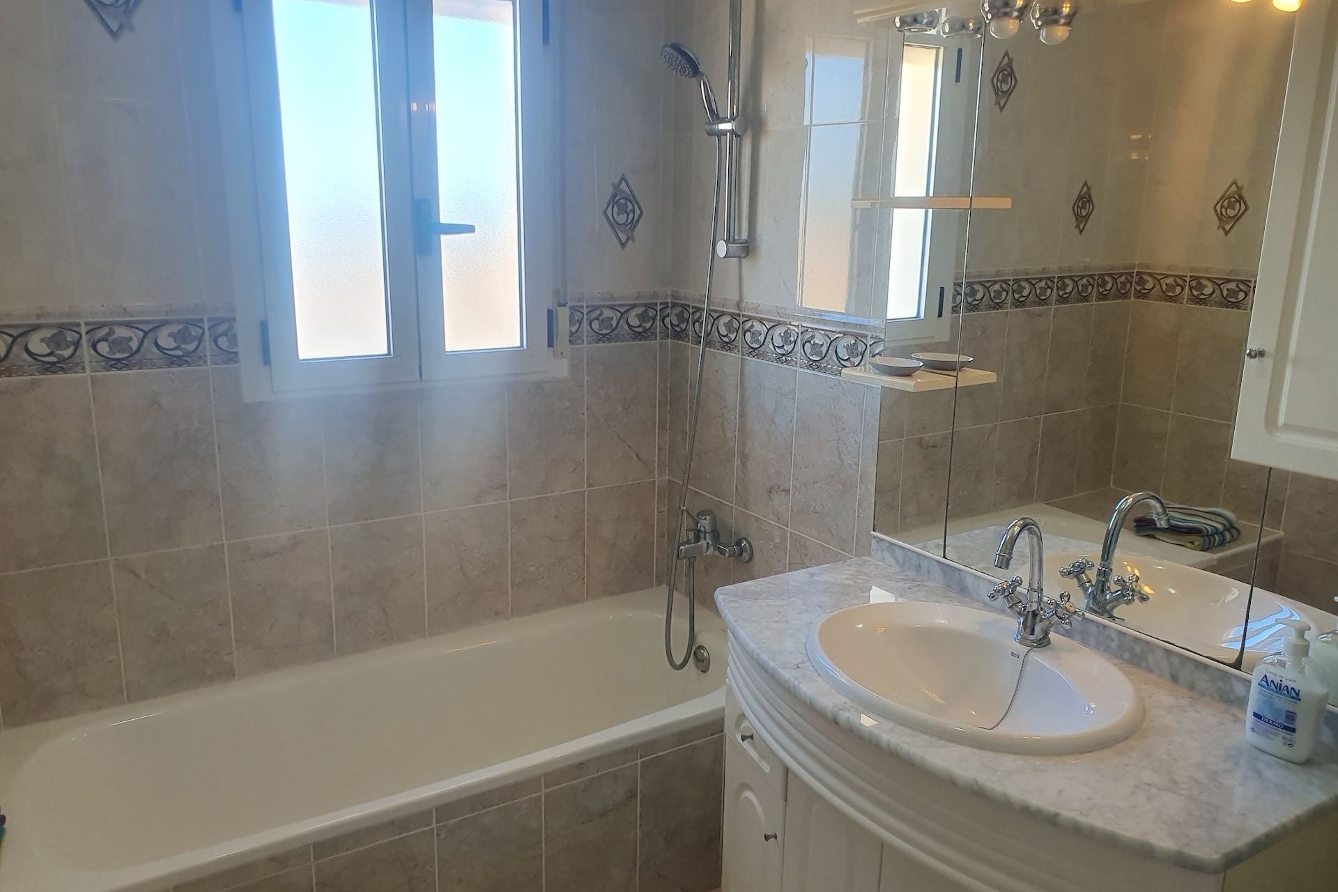 Revente - Villa Individuelle -
Algorfa