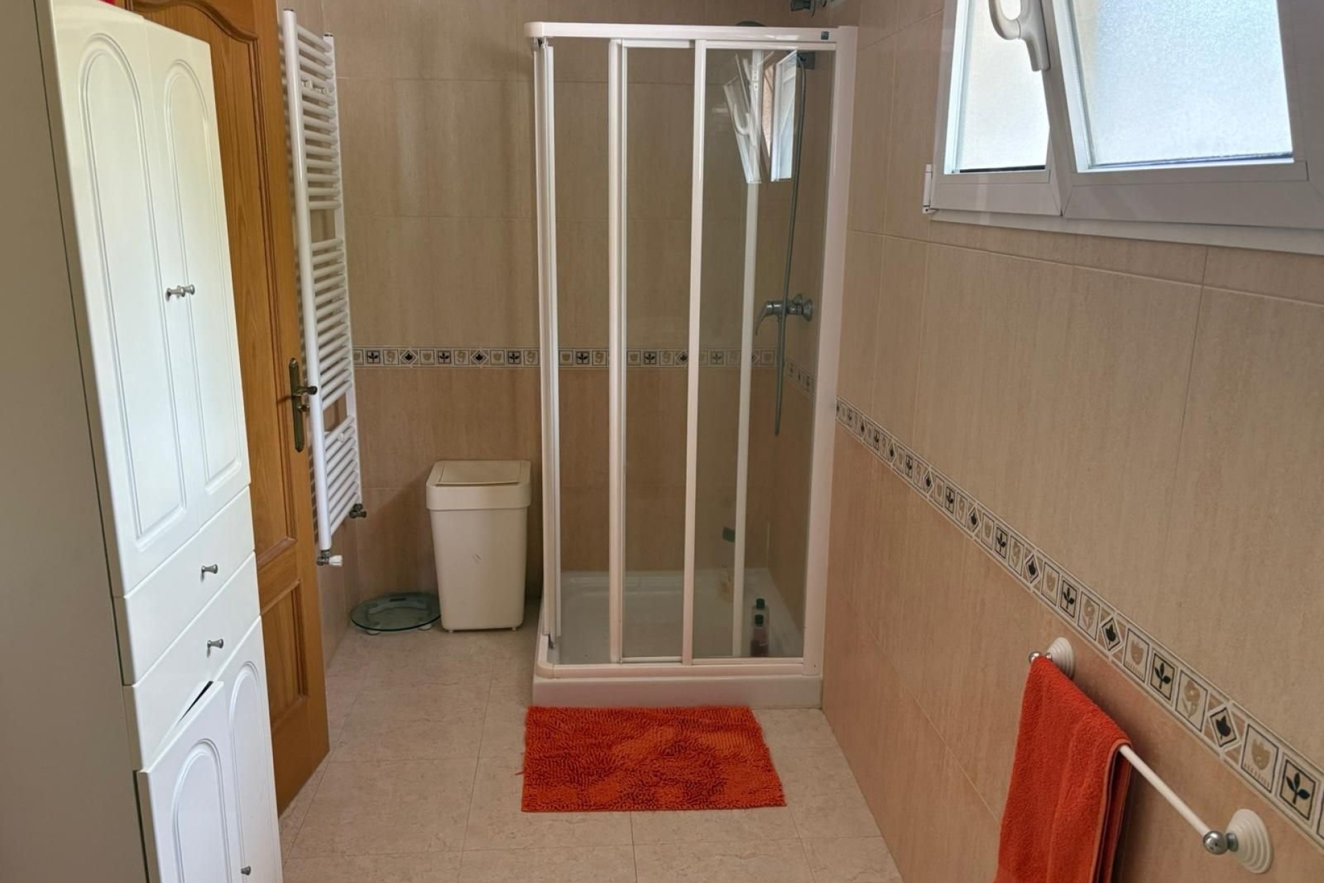 Revente - Villa Individuelle -
Algorfa