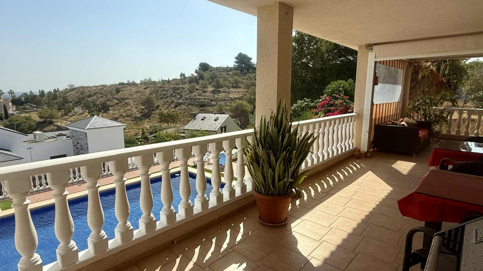 Revente - Villa Individuelle -
Almoradí