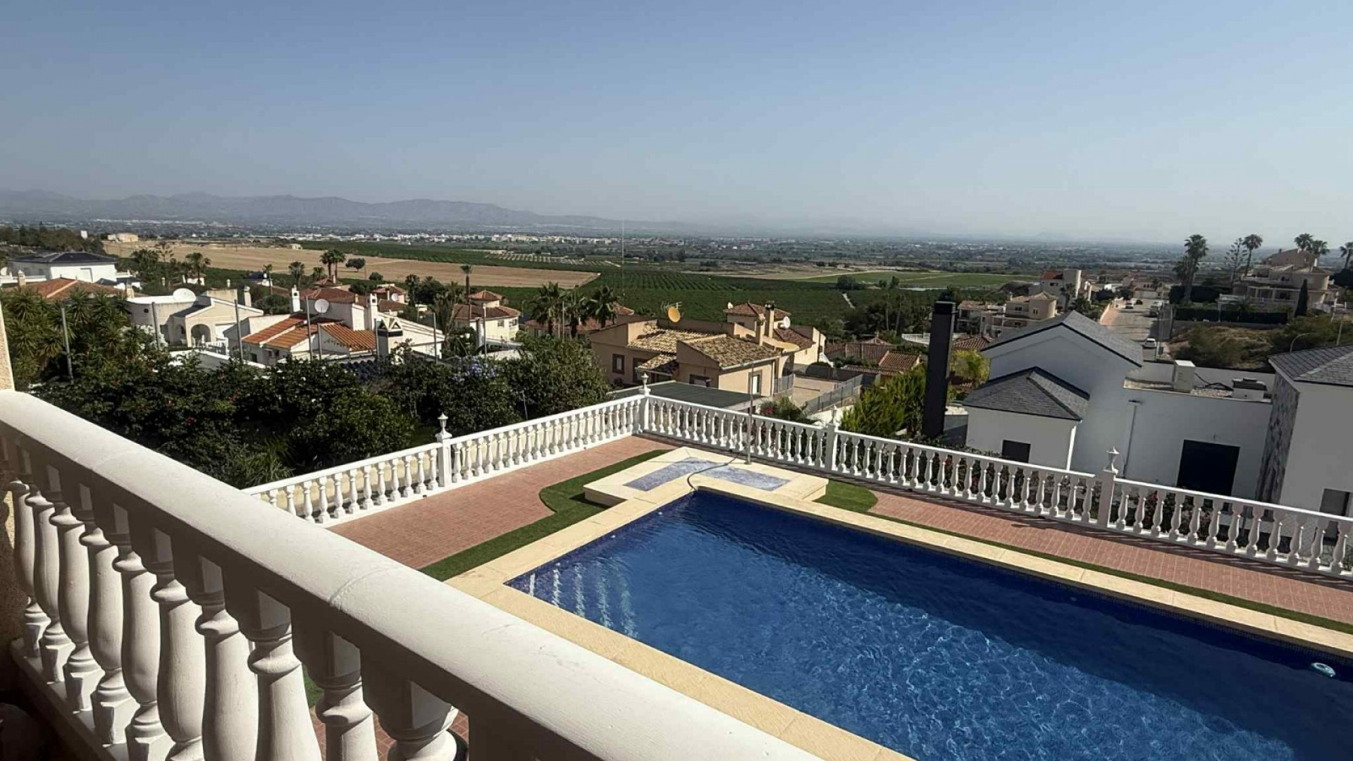 Revente - Villa Individuelle -
Almoradí