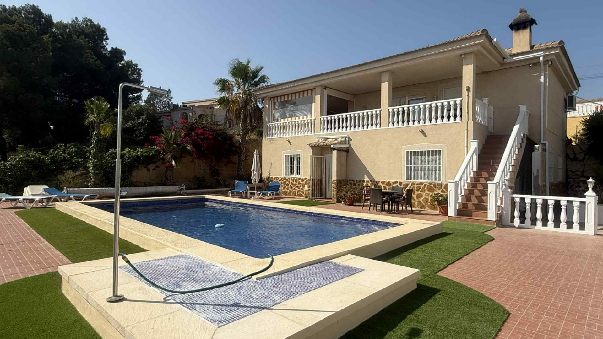 Revente - Villa Individuelle -
Almoradí