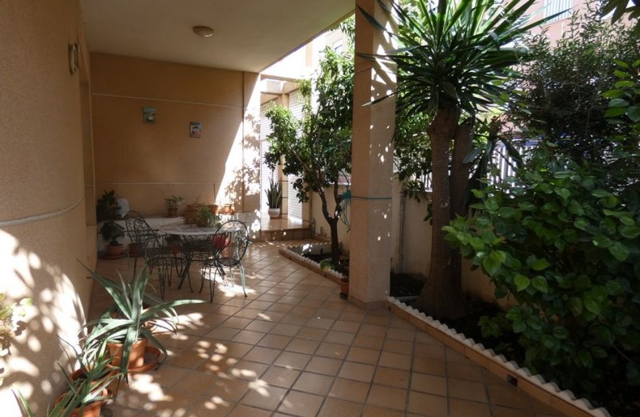 Revente - Villa Individuelle -
Almoradí