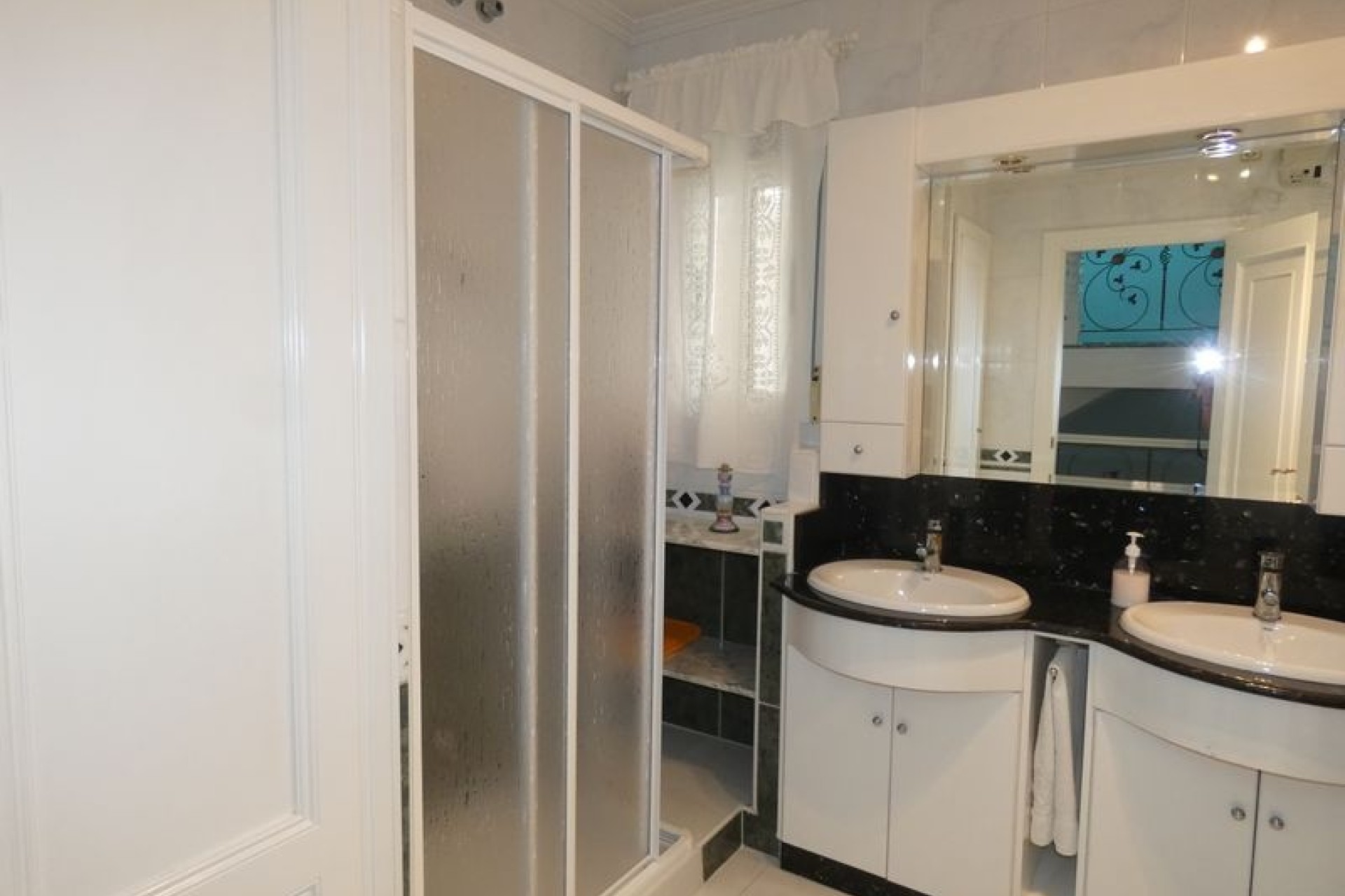 Revente - Villa Individuelle -
Almoradí