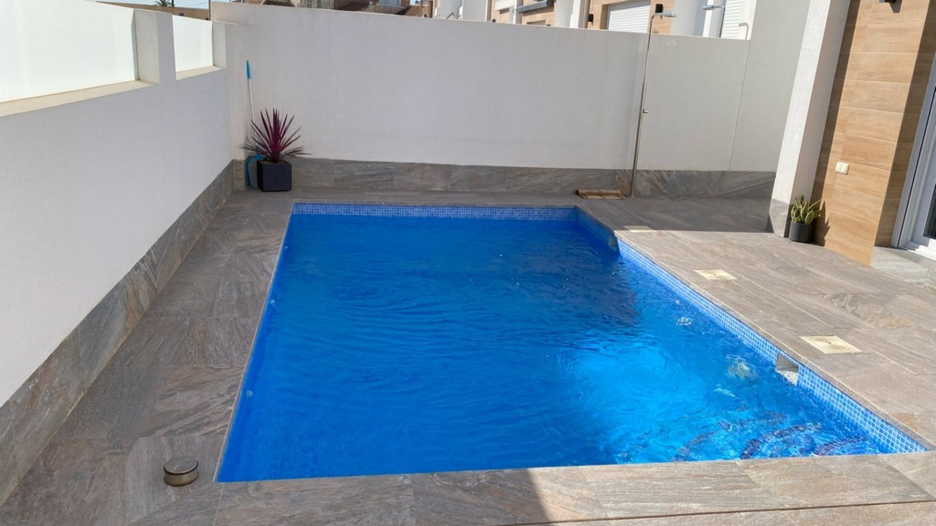 Revente - Villa Individuelle -
Avileses