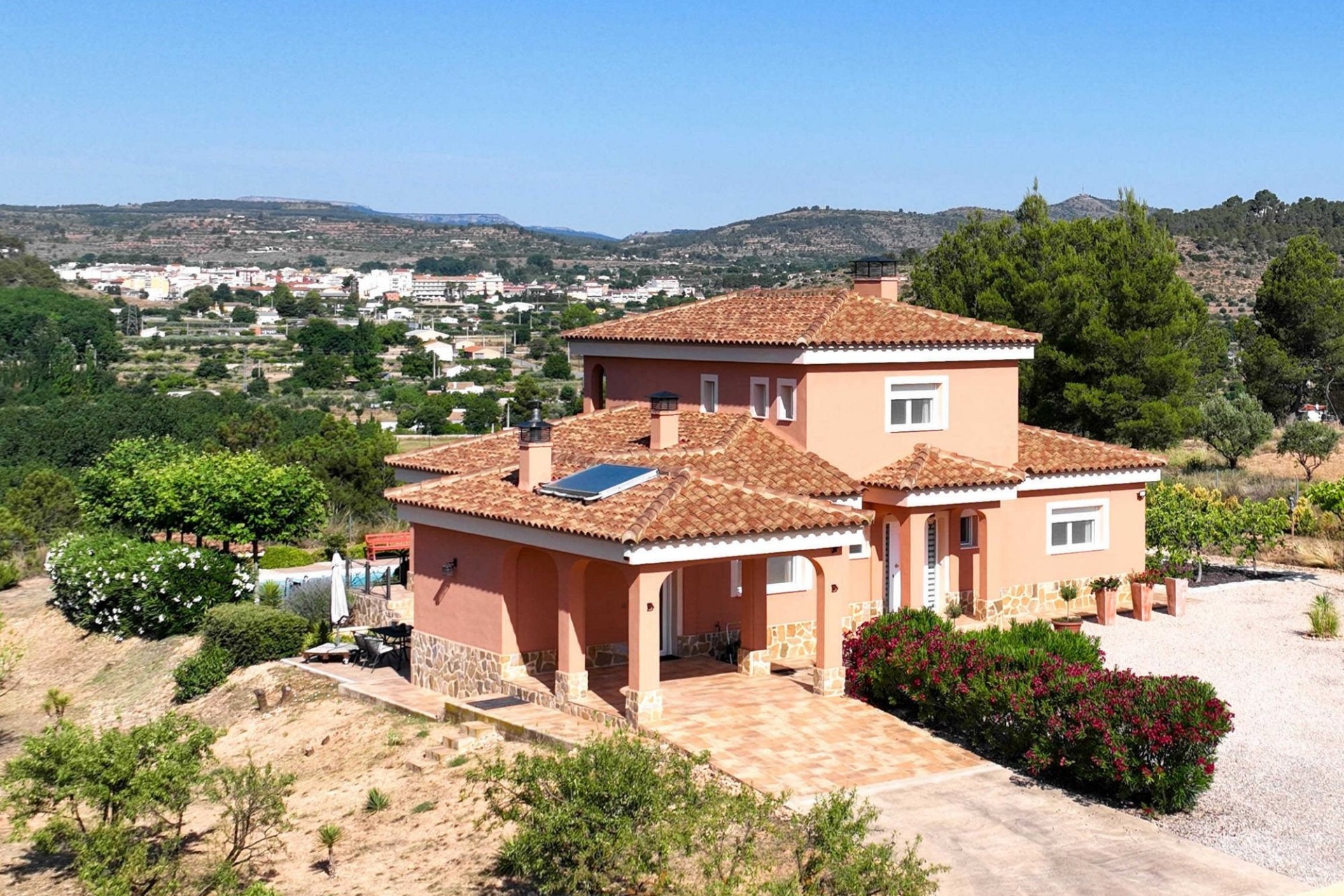 Revente - Villa Individuelle -
Ayora