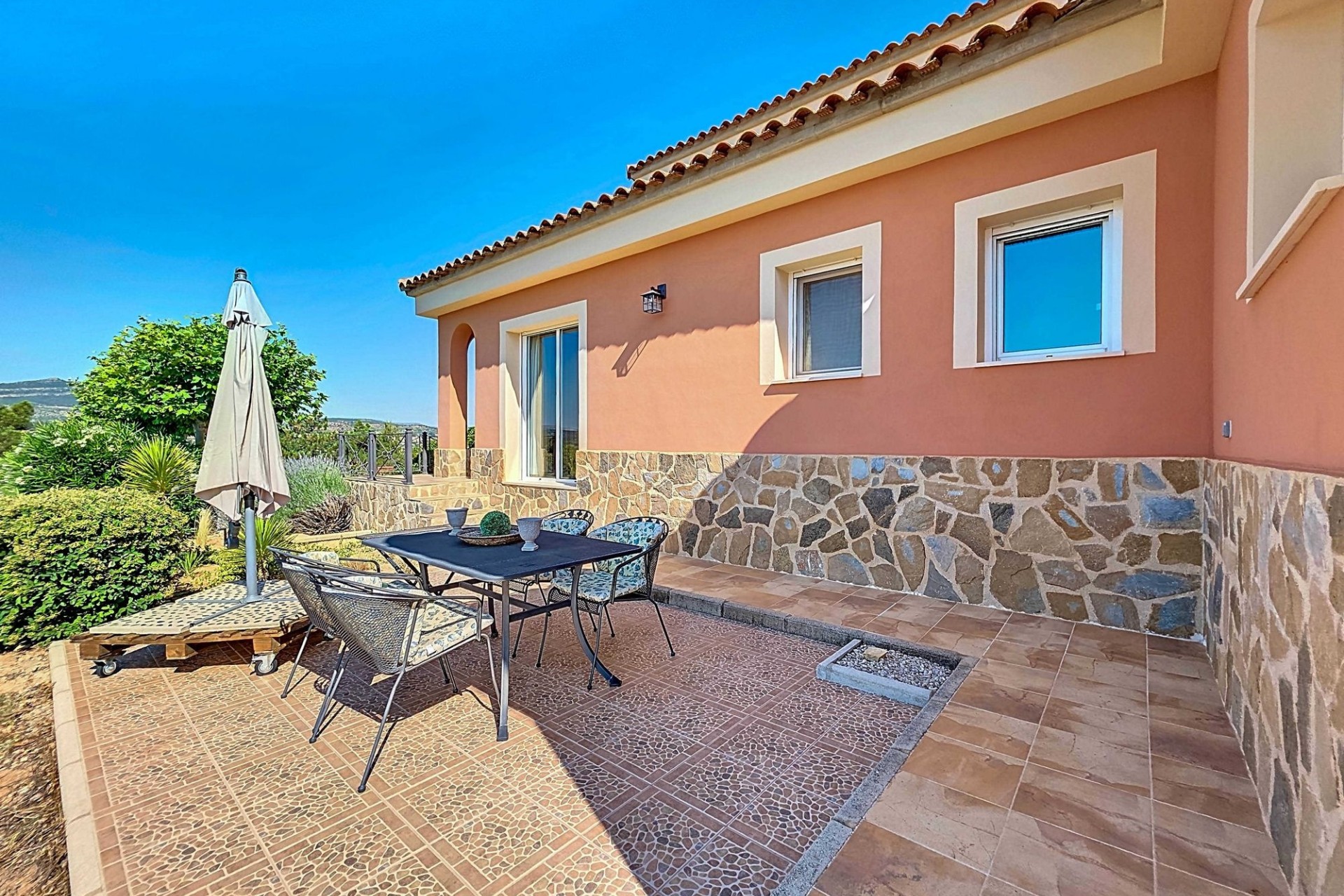 Revente - Villa Individuelle -
Ayora