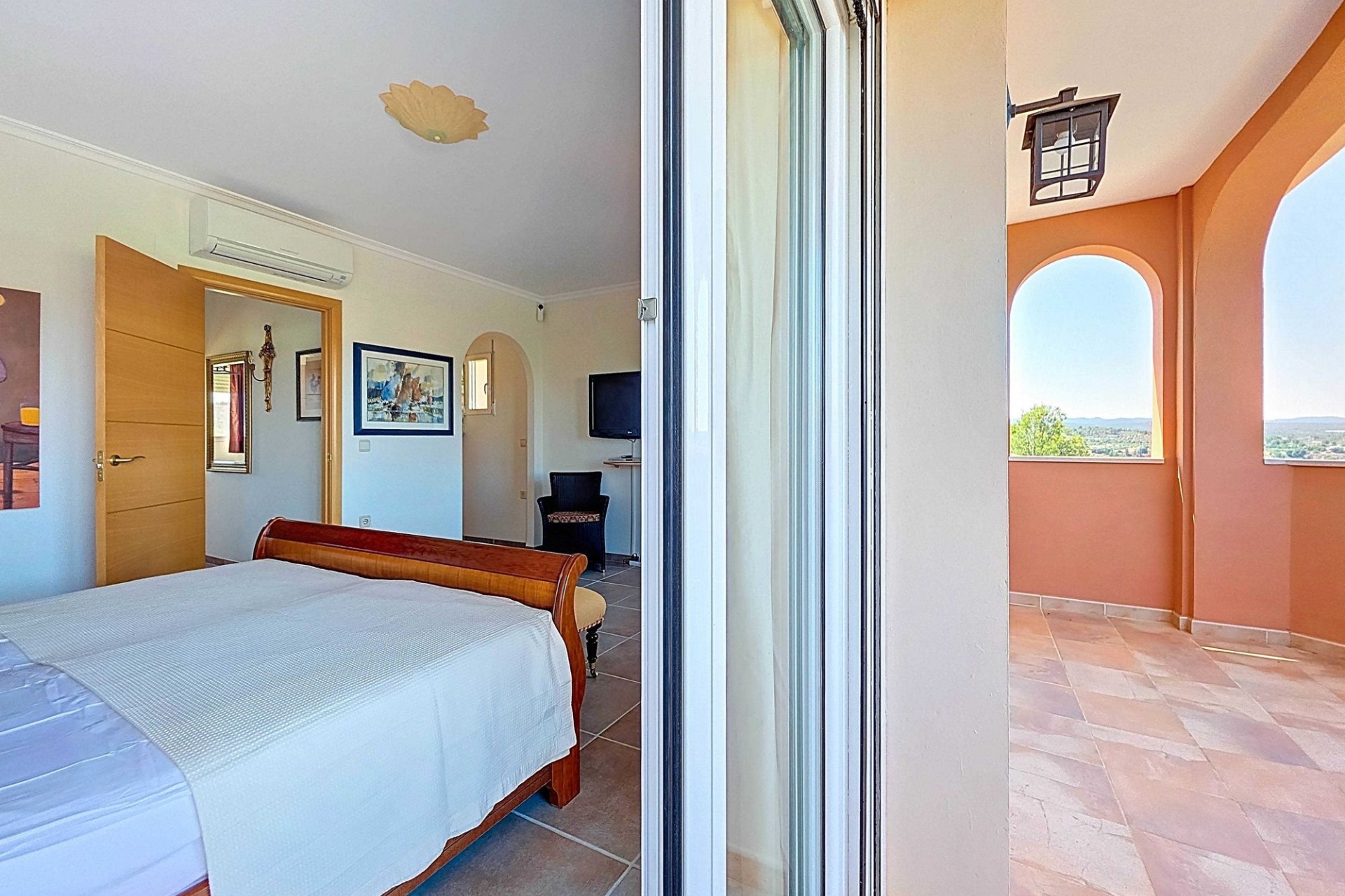 Revente - Villa Individuelle -
Ayora