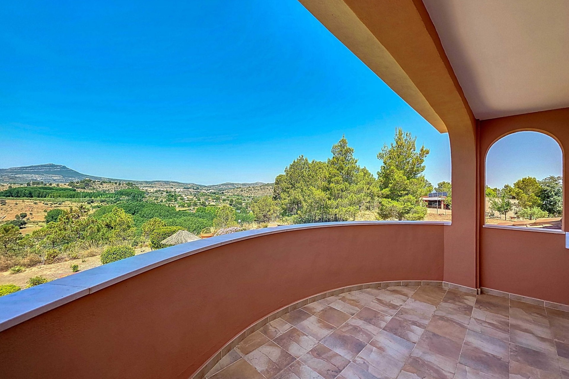 Revente - Villa Individuelle -
Ayora