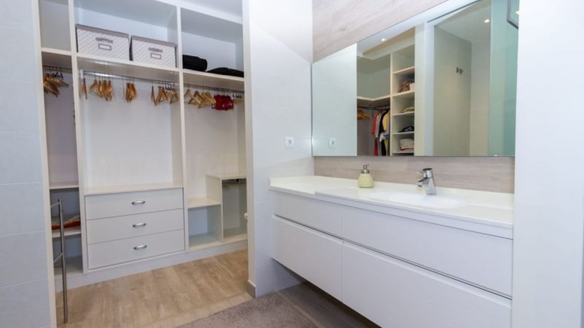 Revente - Villa Individuelle -
Benijofar