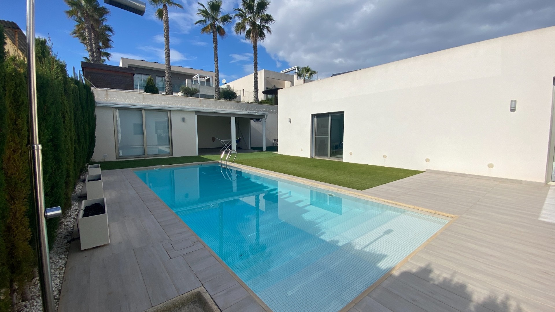 Revente - Villa Individuelle -
Benijofar