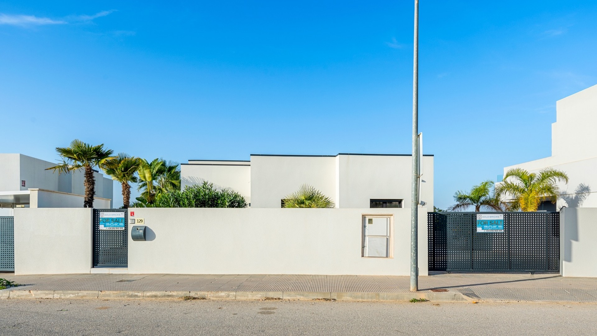 Revente - Villa Individuelle -
Benijofar