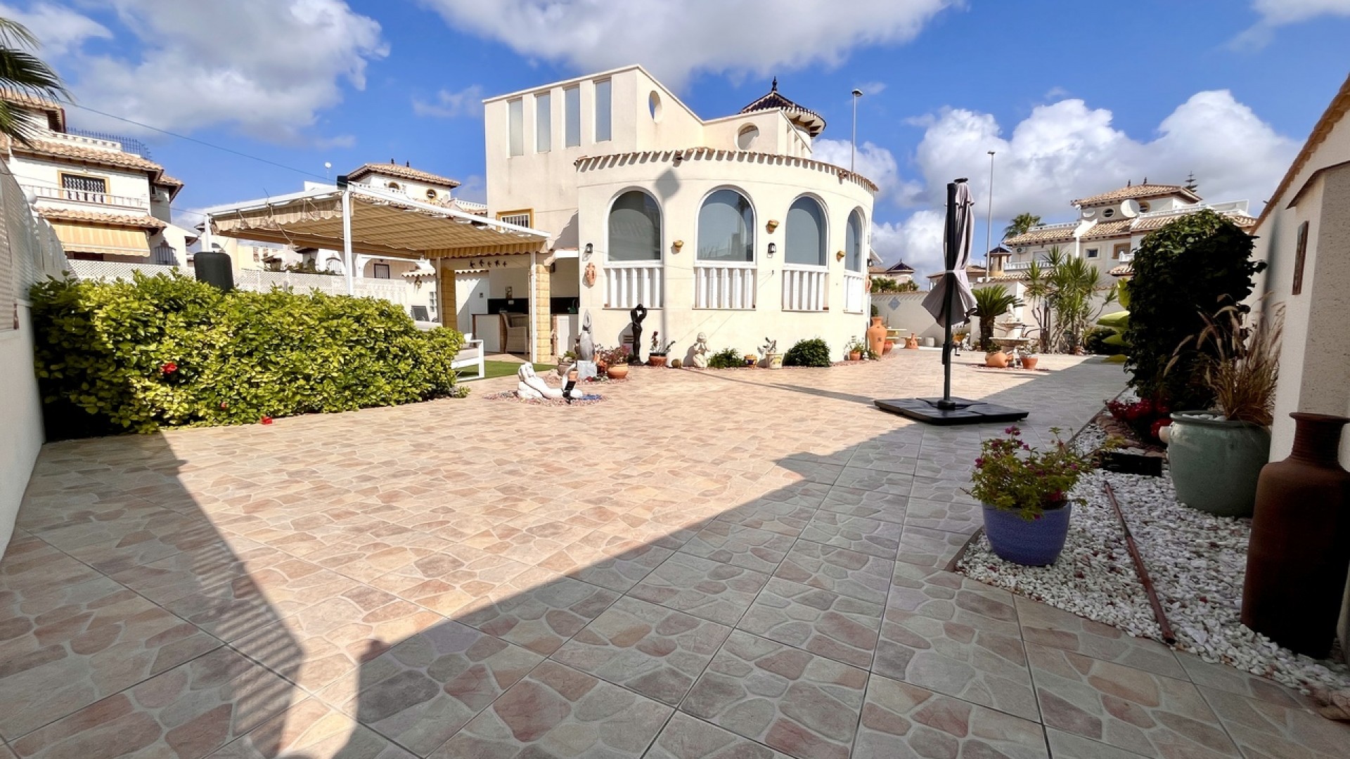 Revente - Villa Individuelle -
Cabo Roig