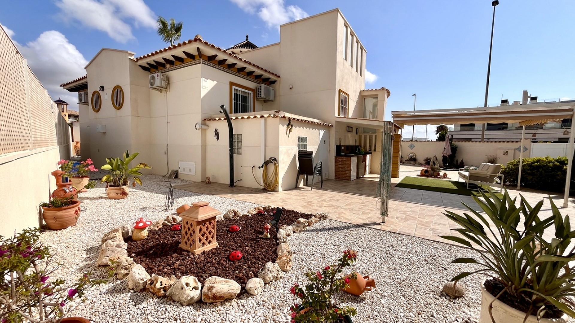 Revente - Villa Individuelle -
Cabo Roig