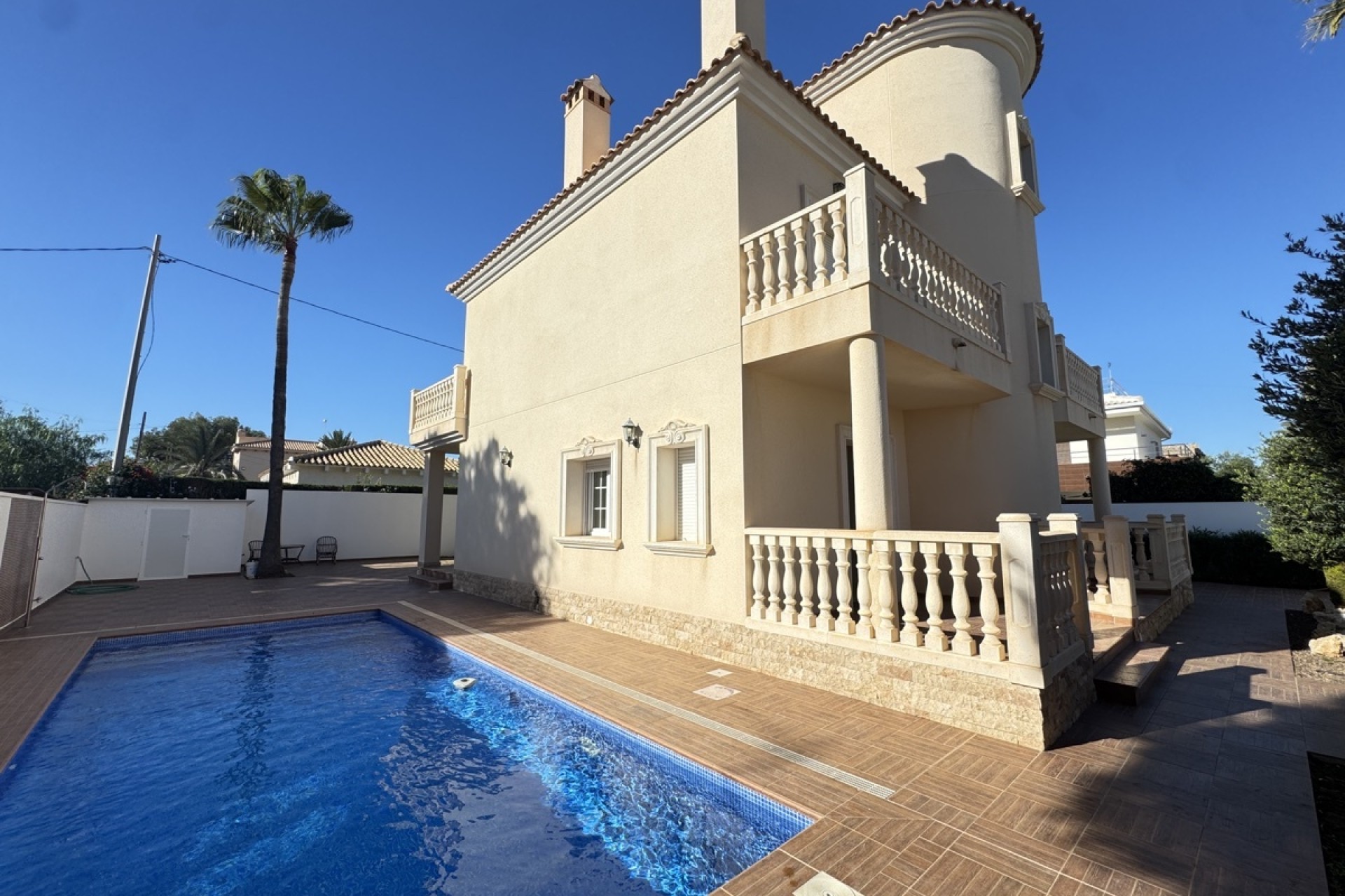 Revente - Villa Individuelle -
Cabo Roig
