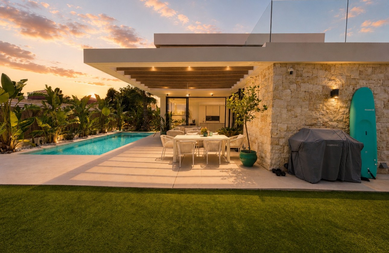 Revente - Villa Individuelle -
Cabo Roig