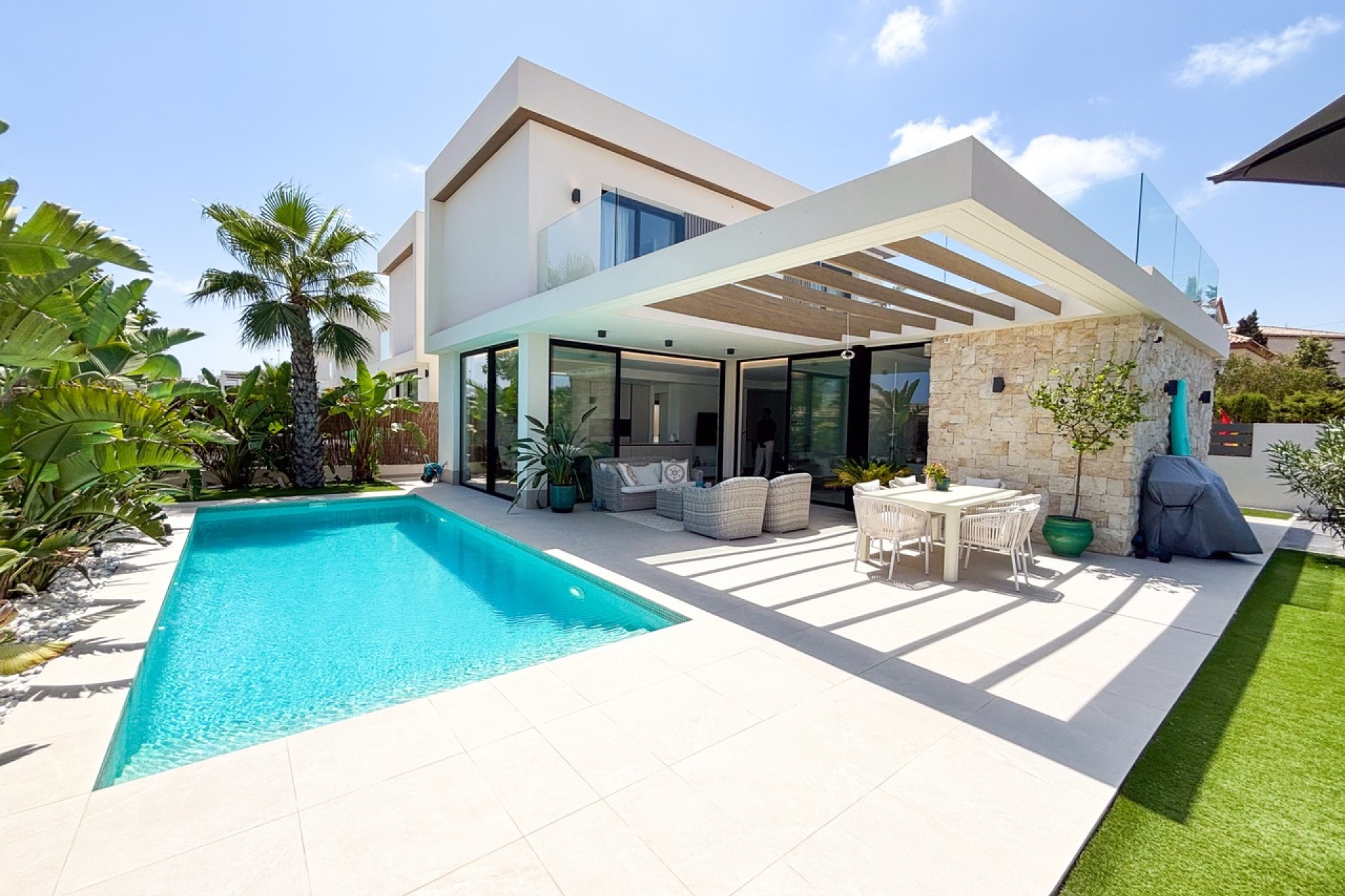 Revente - Villa Individuelle -
Cabo Roig
