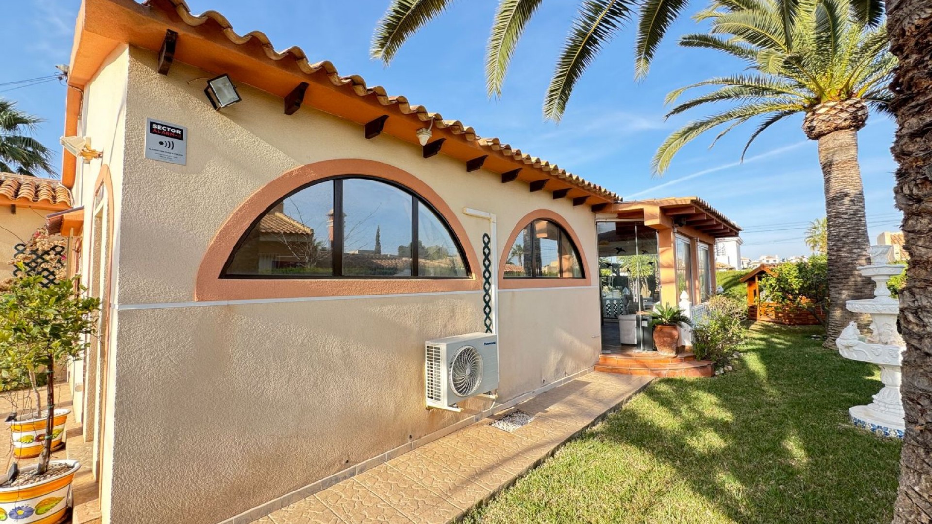 Revente - Villa Individuelle -
Cabo Roig