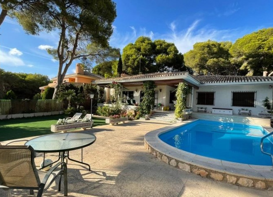 Revente - Villa Individuelle -
Campoamor