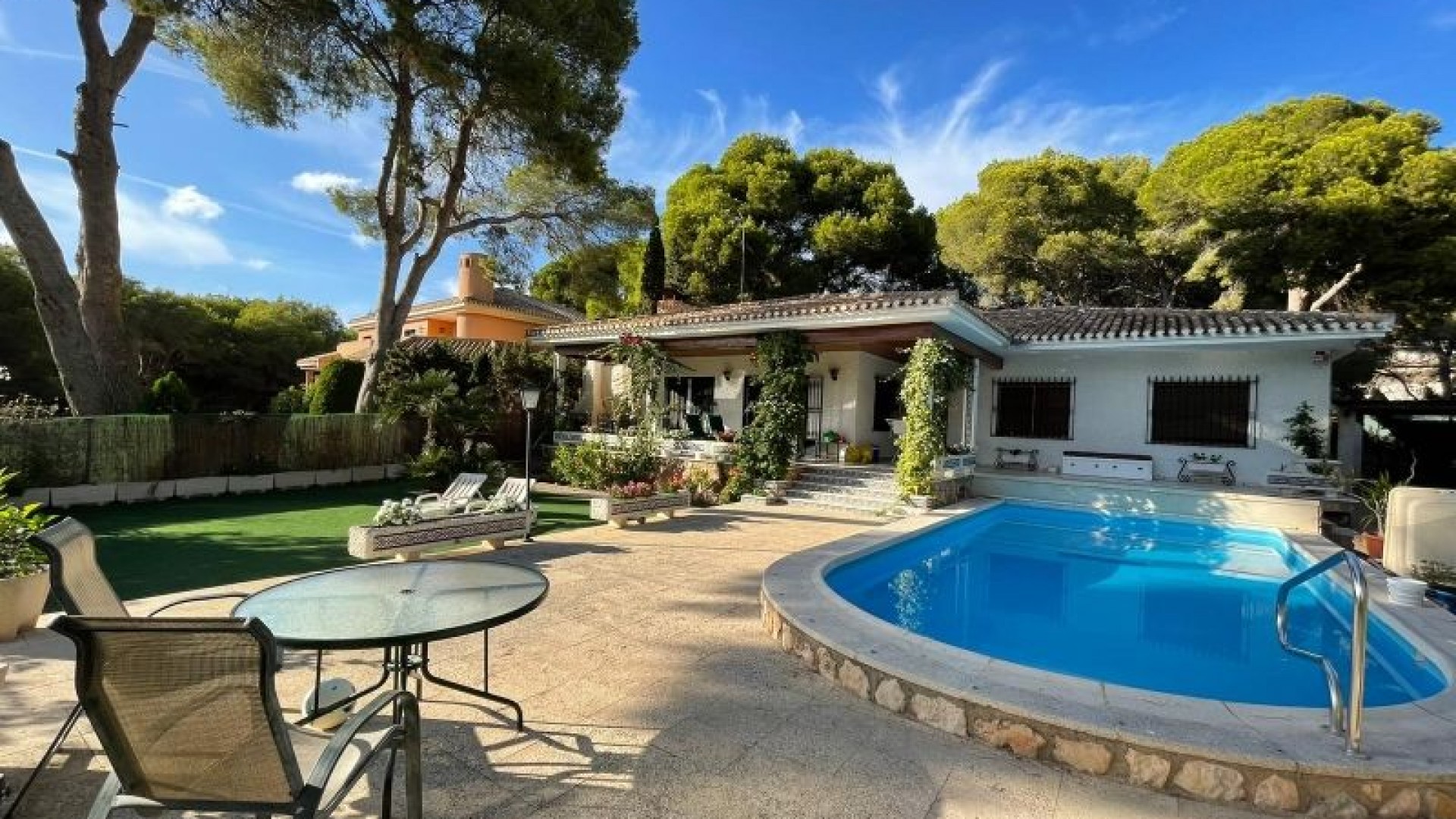 Revente - Villa Individuelle -
Campoamor