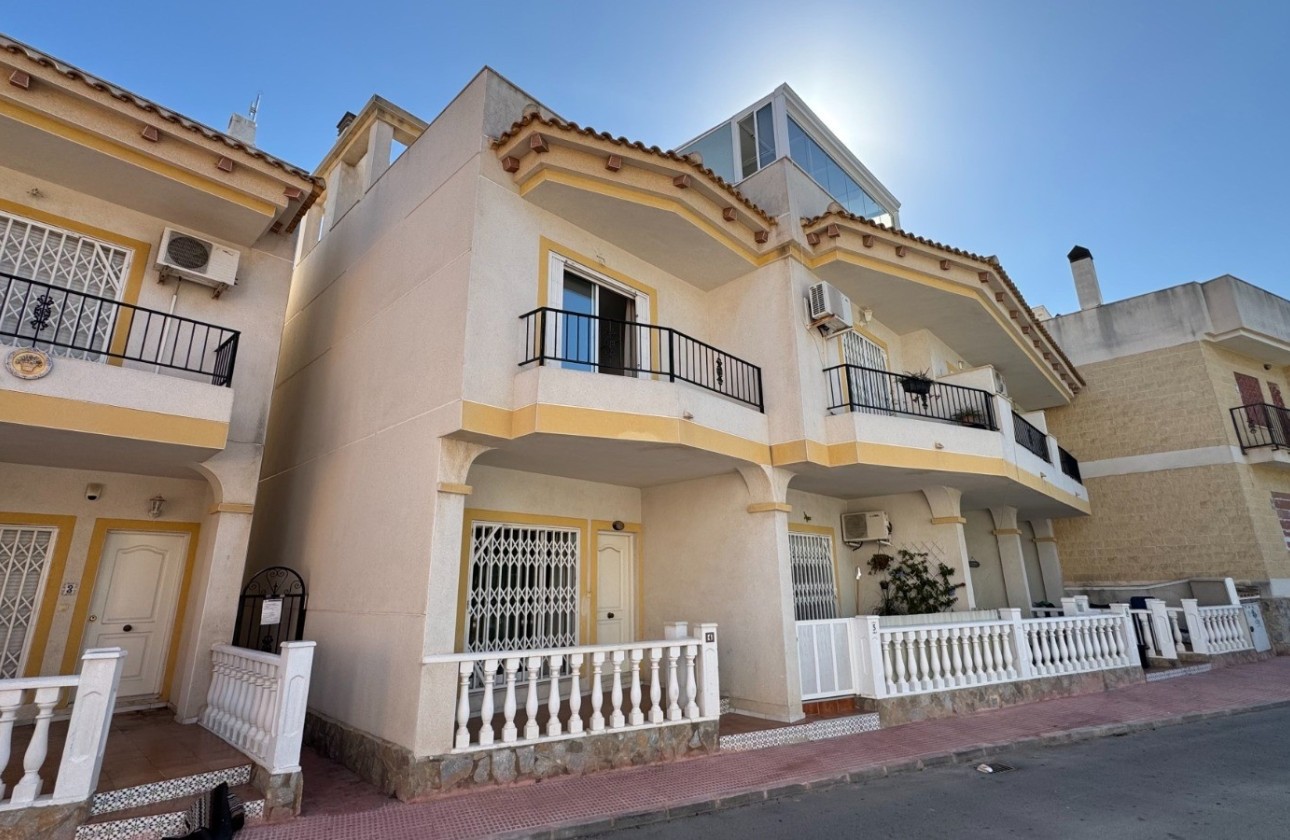 Revente - Villa Individuelle -
Catral