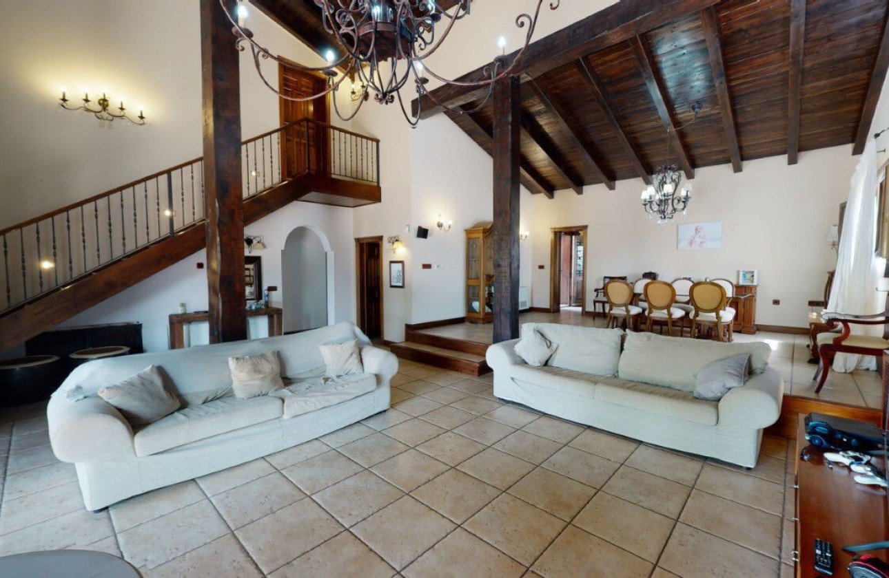 Revente - Villa Individuelle -
Catral