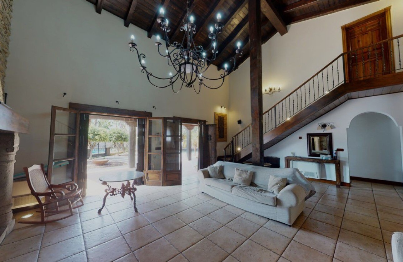 Revente - Villa Individuelle -
Catral