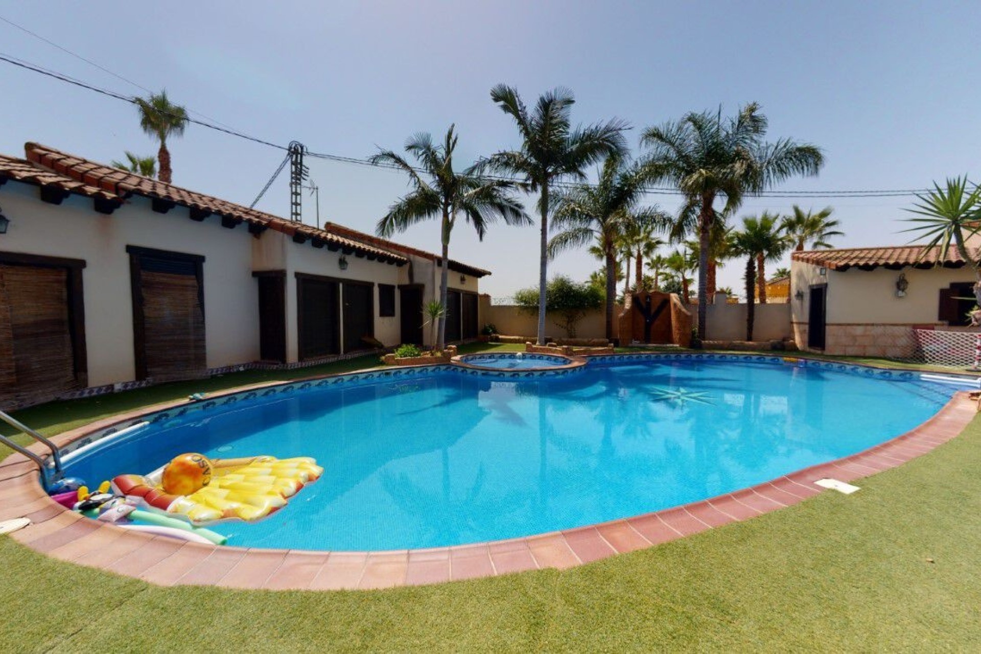 Revente - Villa Individuelle -
Catral