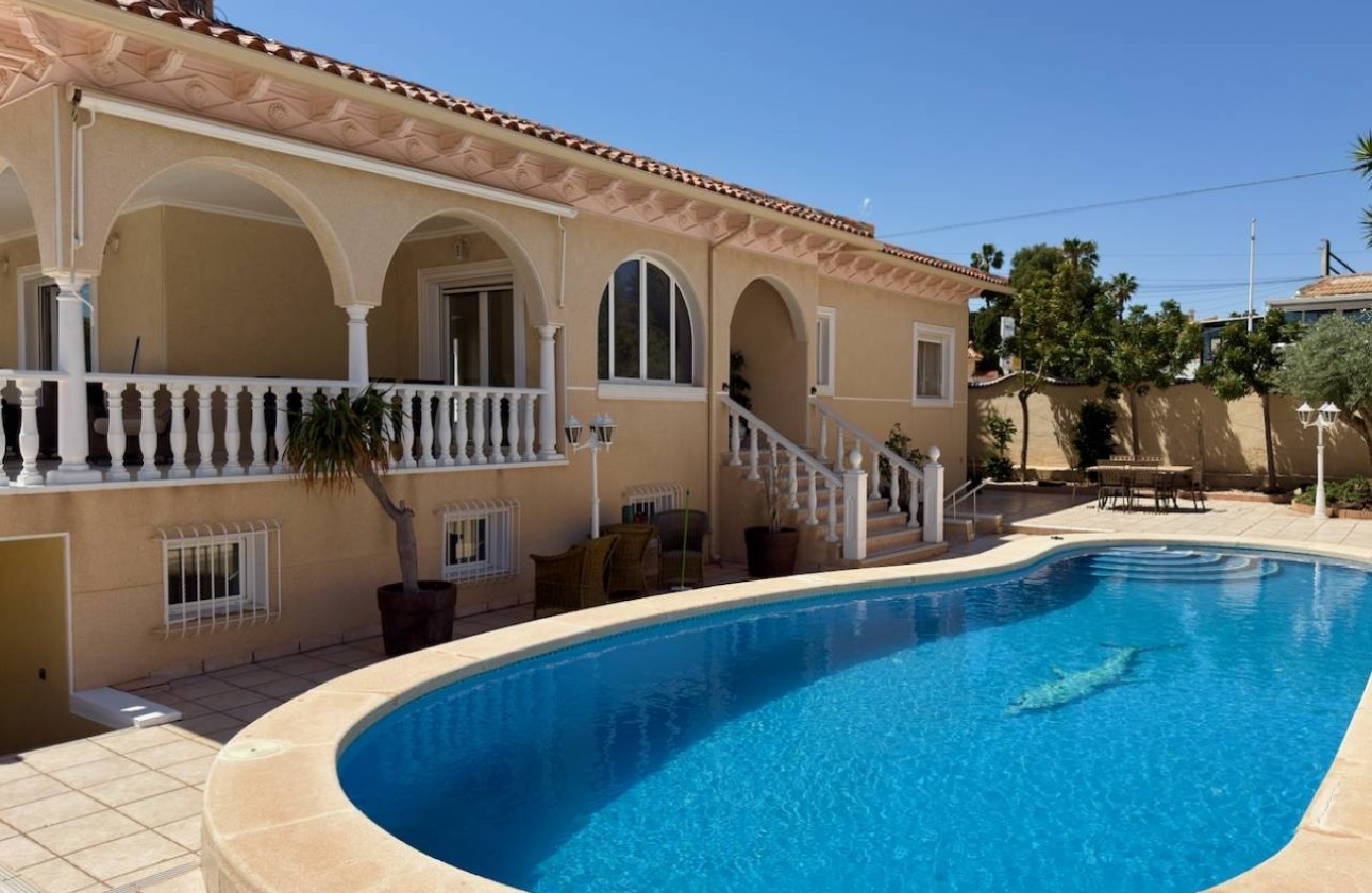 Revente - Villa Individuelle -
Ciudad Quesada - Rojales - Urbanizaciones