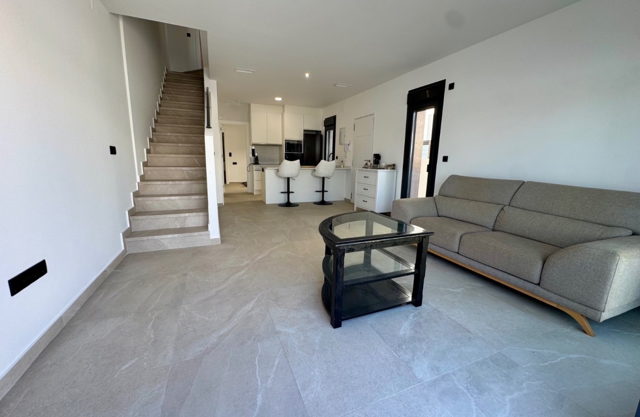 Revente - Villa Individuelle -
Daya Nueva - Center