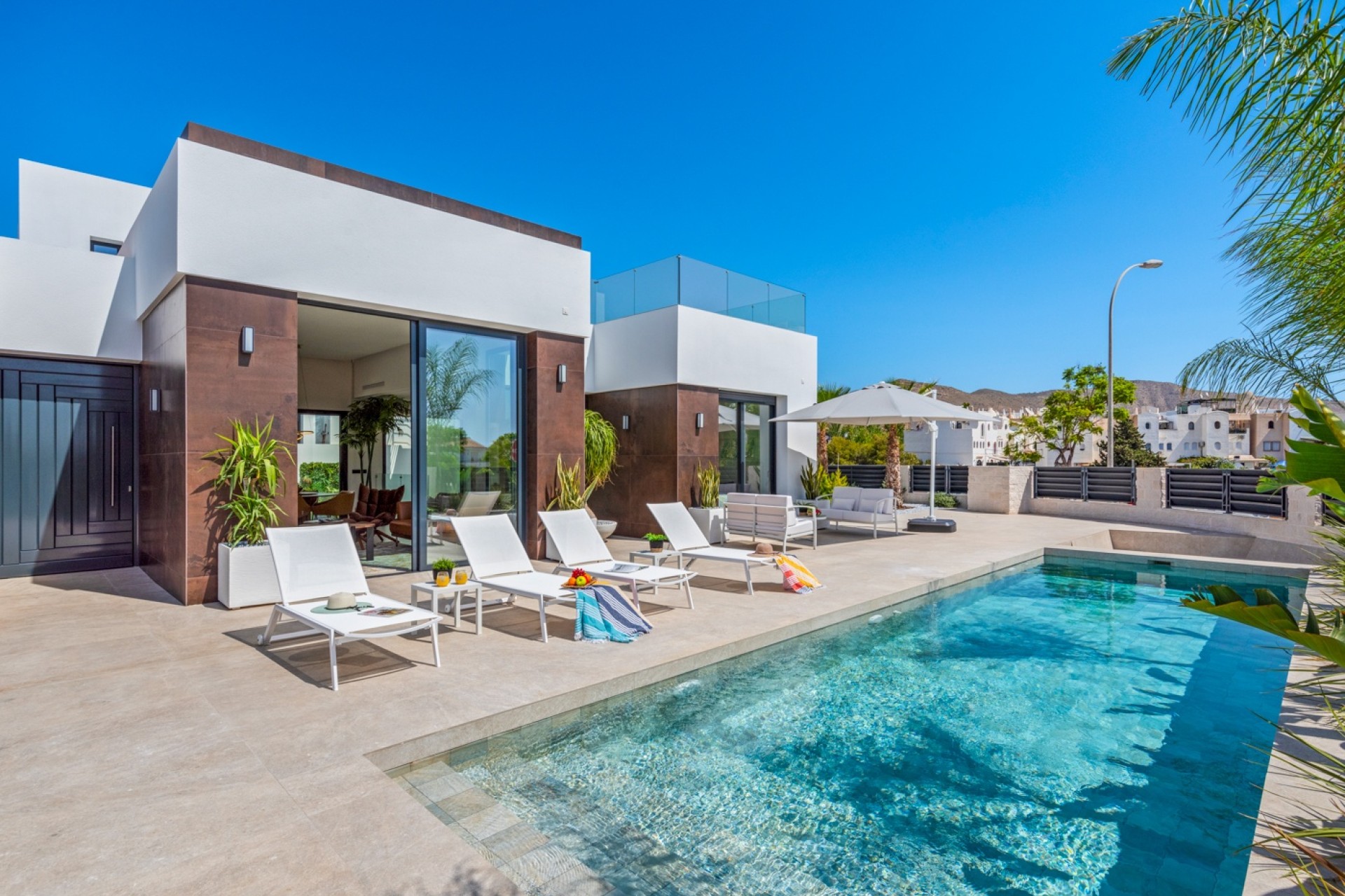 Revente - Villa Individuelle -
El Campello - El Amerador