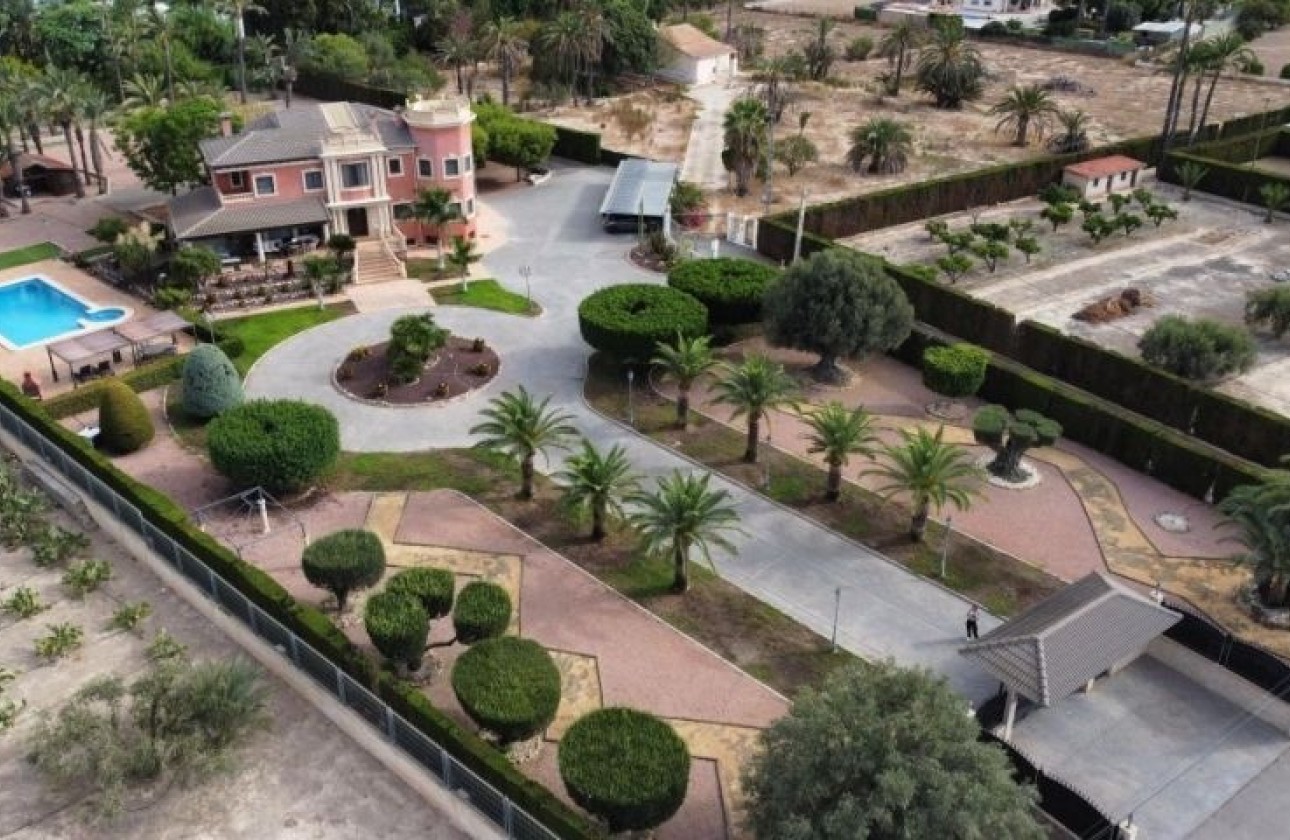 Revente - Villa Individuelle -
Elche