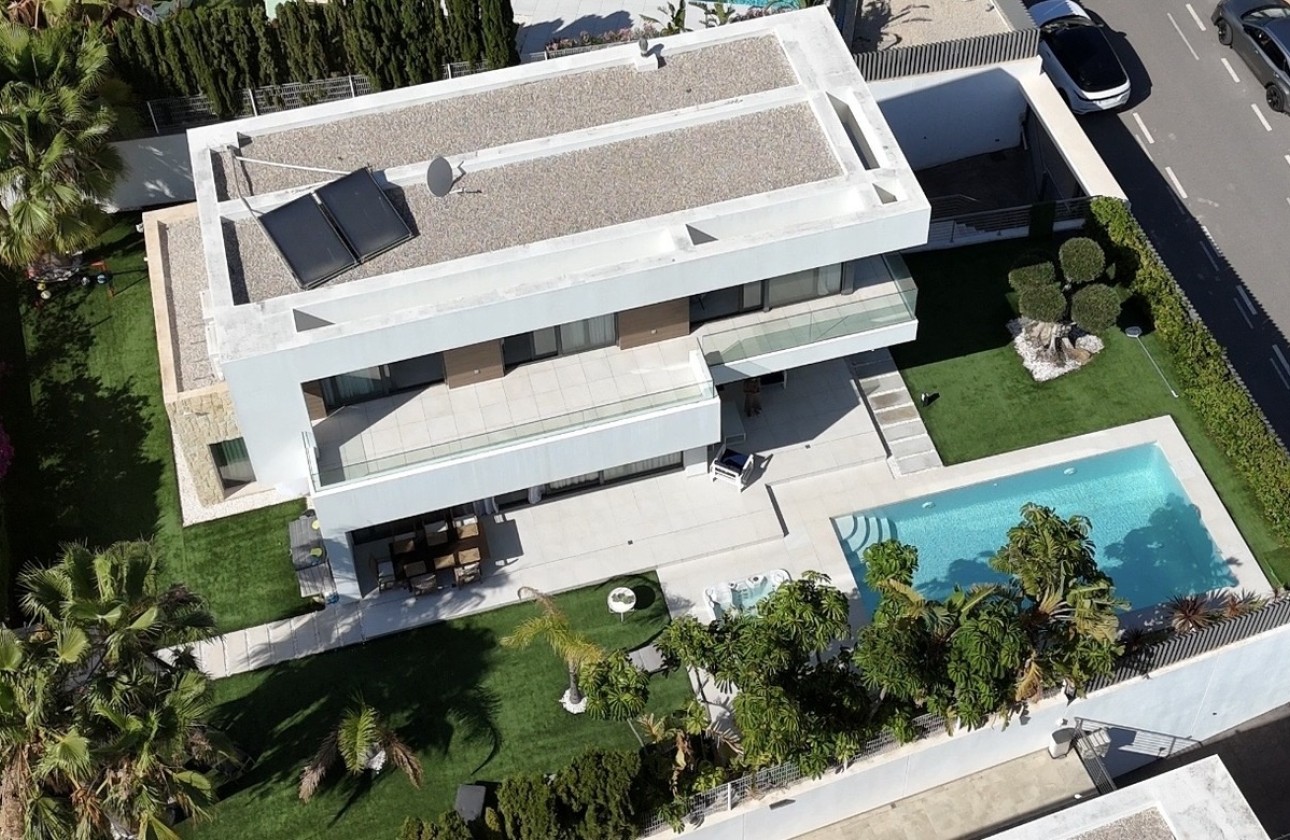 Revente - Villa Individuelle -
Finestrat