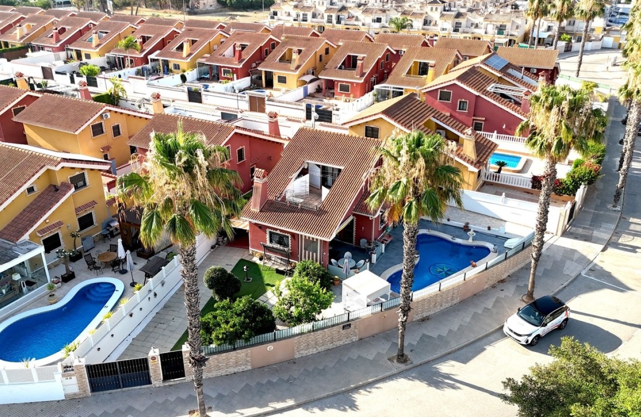 Revente - Villa Individuelle -
Guardamar del Segura