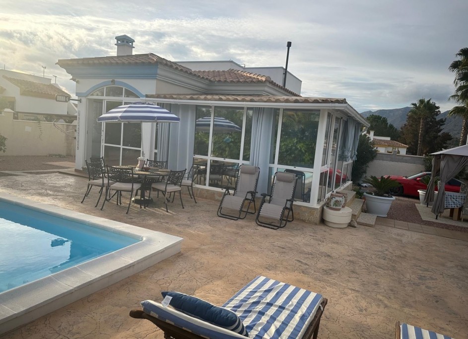 Revente - Villa Individuelle -
Hondón de las Nieves - Urbaniz La Montañosa