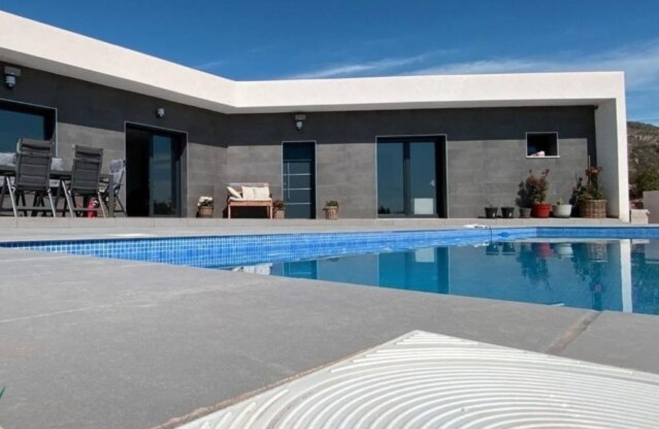 Revente - Villa Individuelle -
Hondón de las Nieves