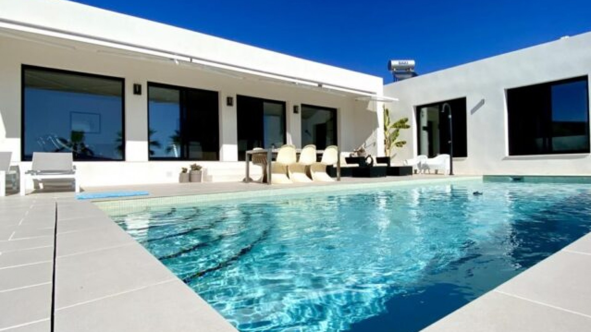 Revente - Villa Individuelle -
Hondón de las Nieves