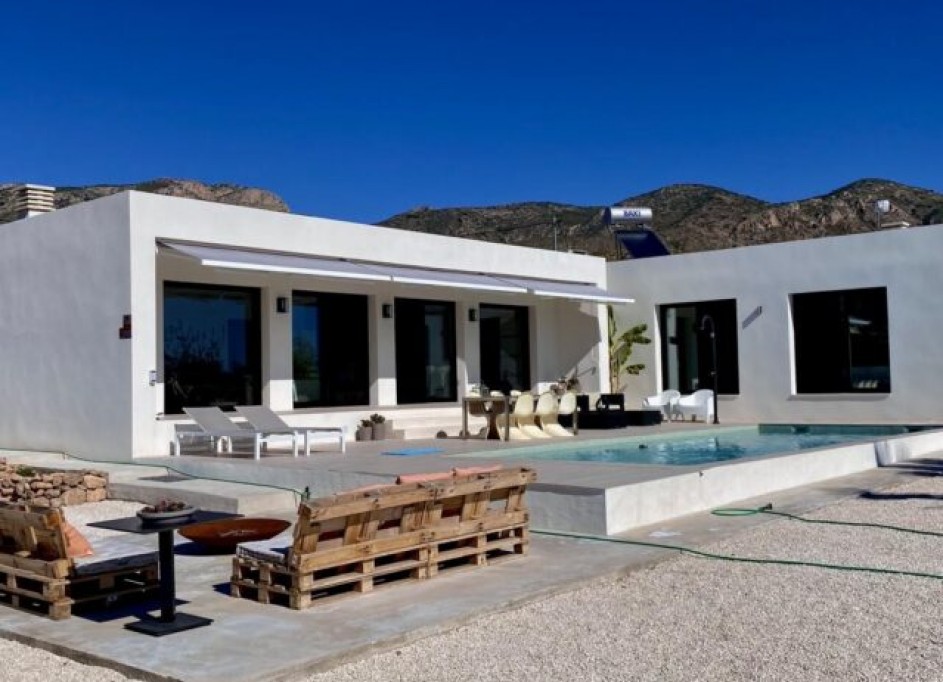 Revente - Villa Individuelle -
Hondón de las Nieves