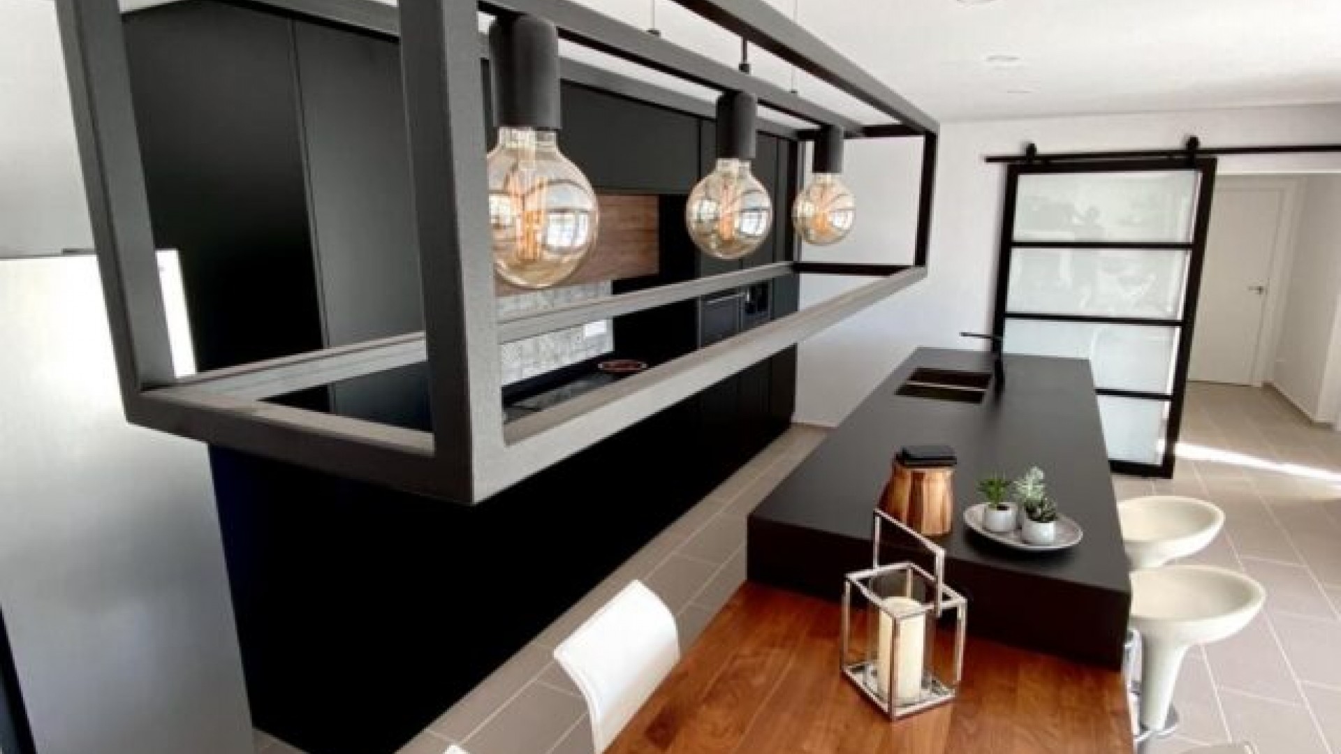 Revente - Villa Individuelle -
Hondón de las Nieves