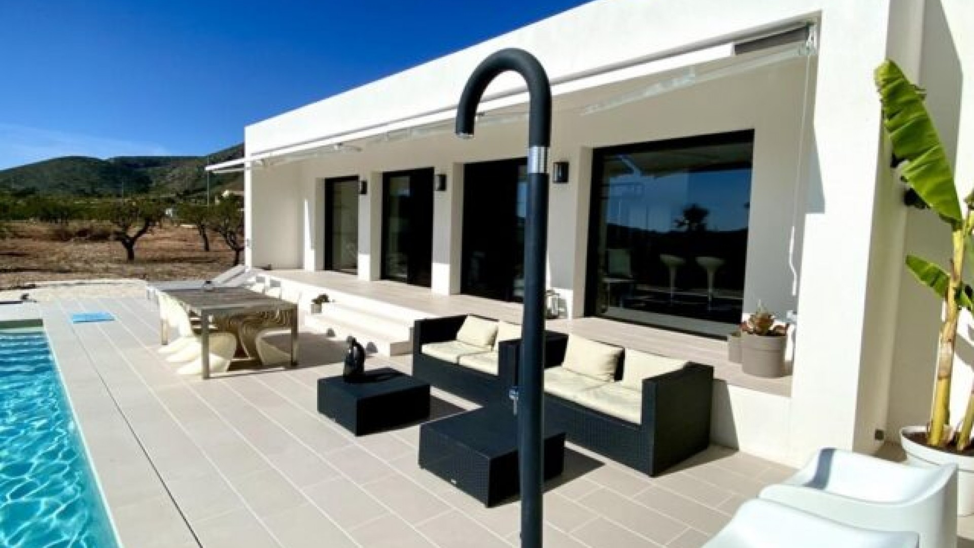 Revente - Villa Individuelle -
Hondón de las Nieves