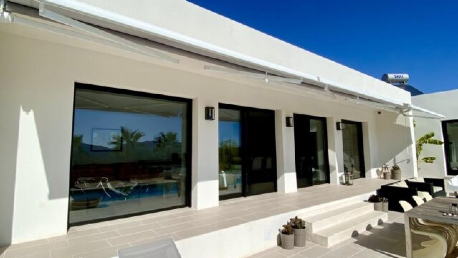 Revente - Villa Individuelle -
Hondón de las Nieves