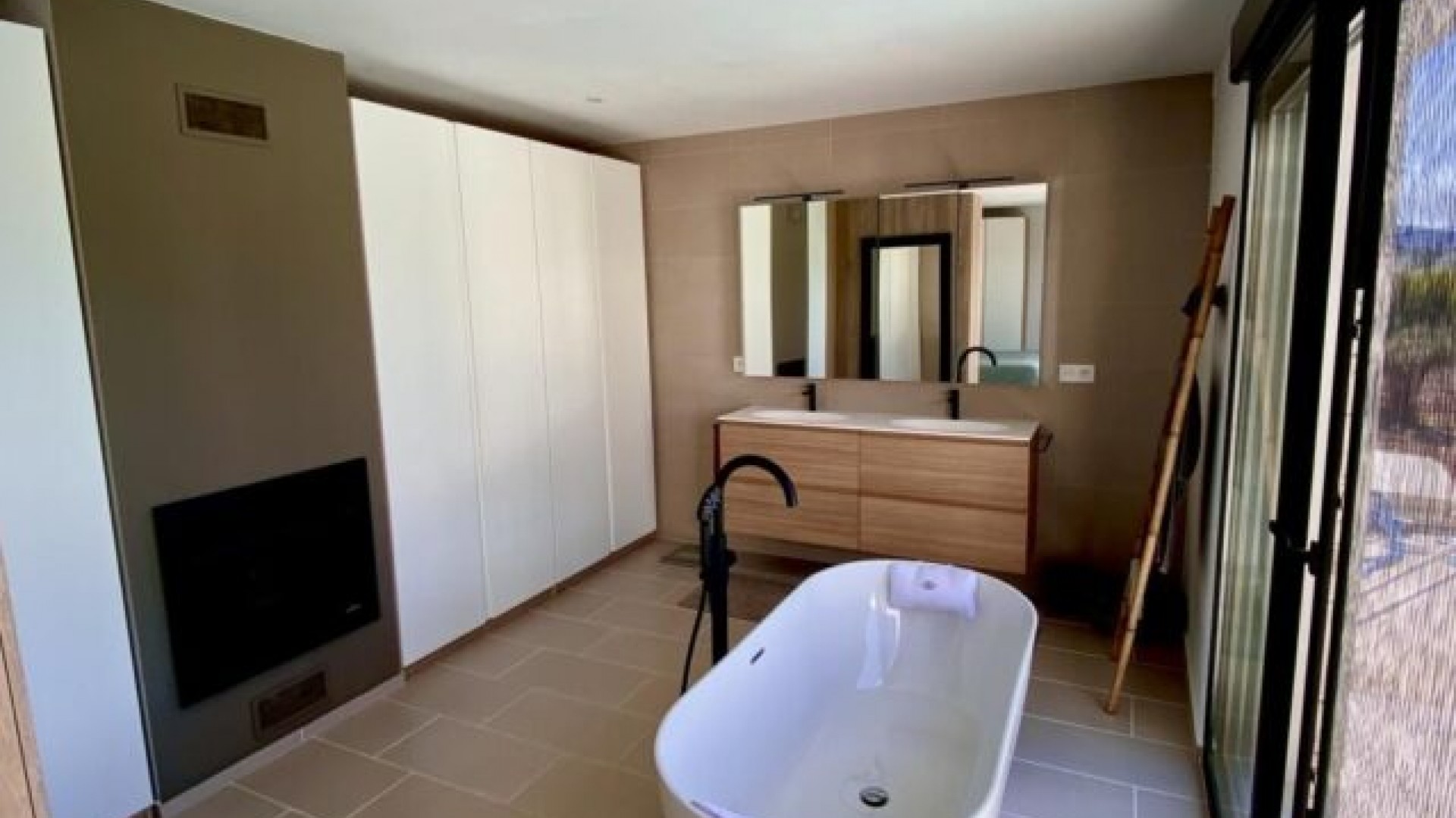 Revente - Villa Individuelle -
Hondón de las Nieves