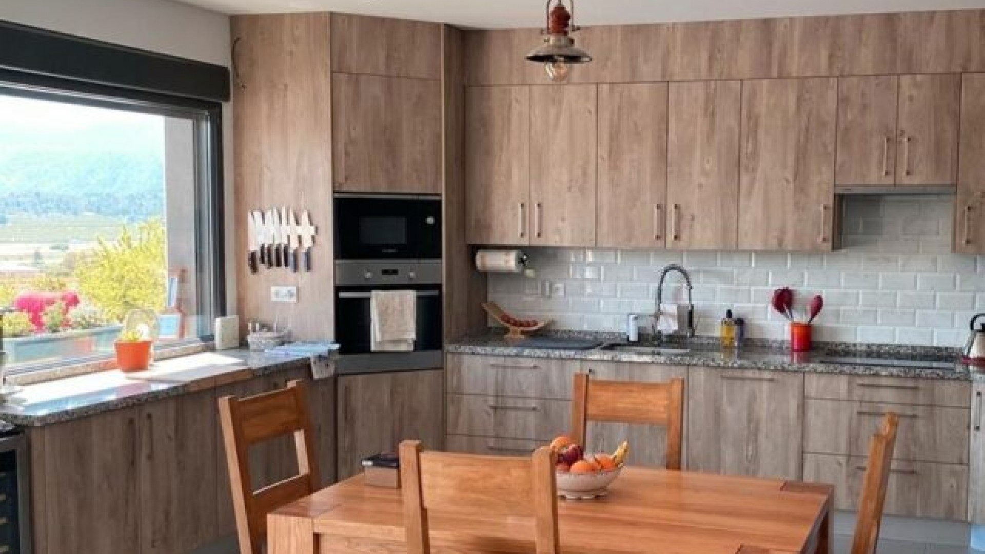 Revente - Villa Individuelle -
Hondón de las Nieves