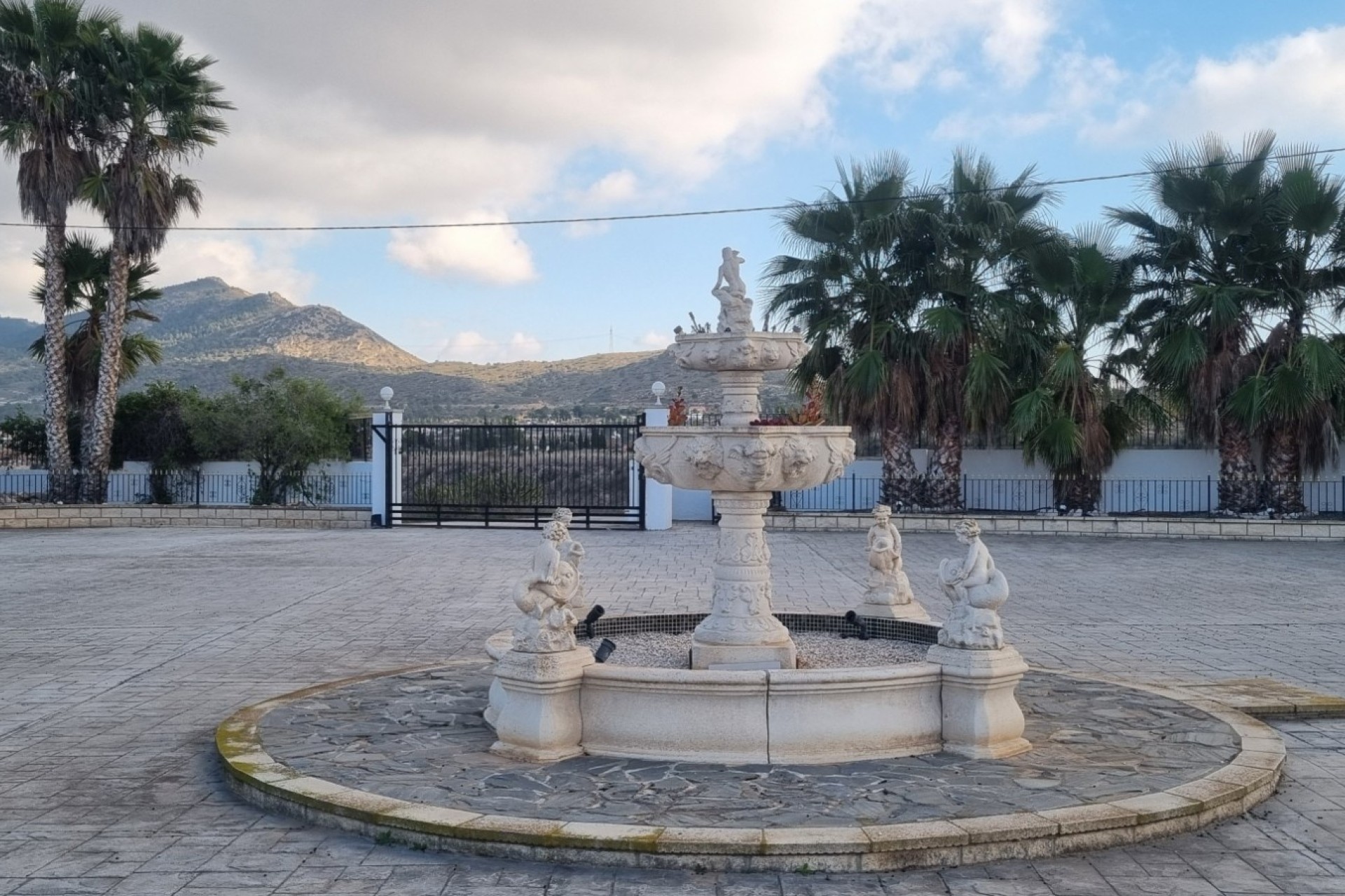 Revente - Villa Individuelle -
Hondón de los Fráiles