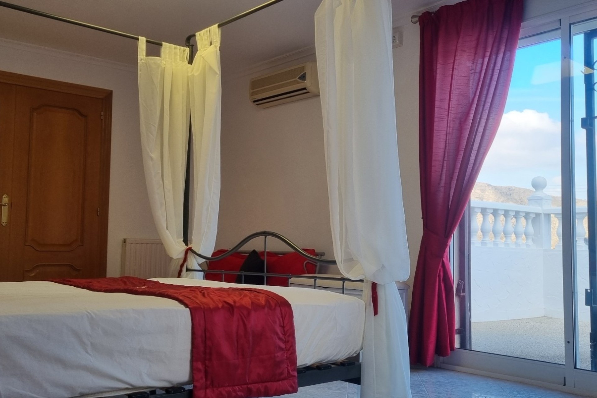 Revente - Villa Individuelle -
Hondón de los Fráiles